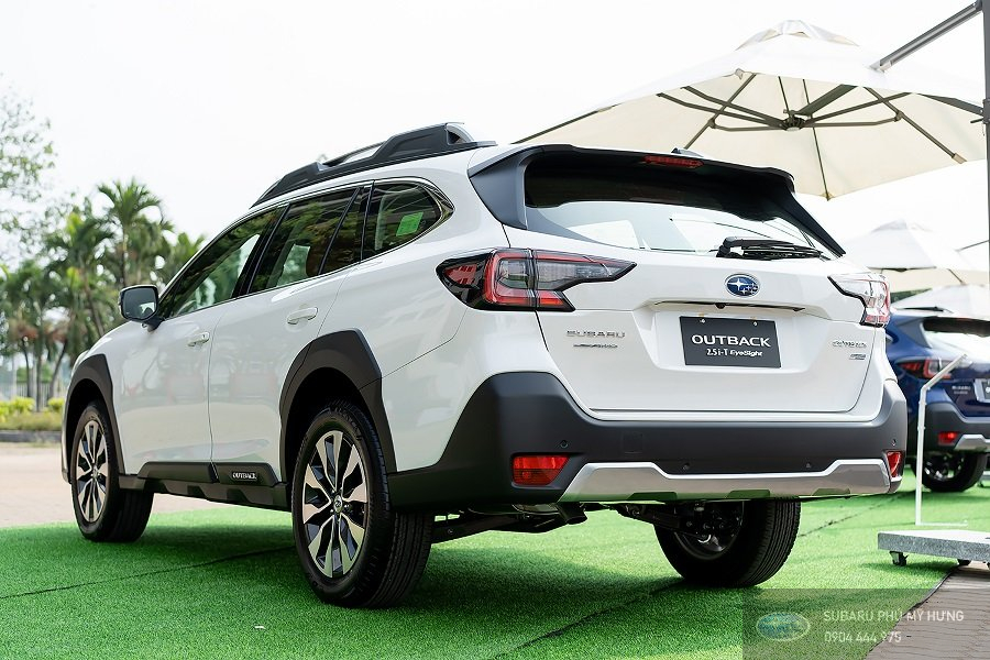 Showroom Subaru