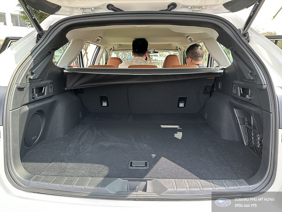 Showroom Subaru